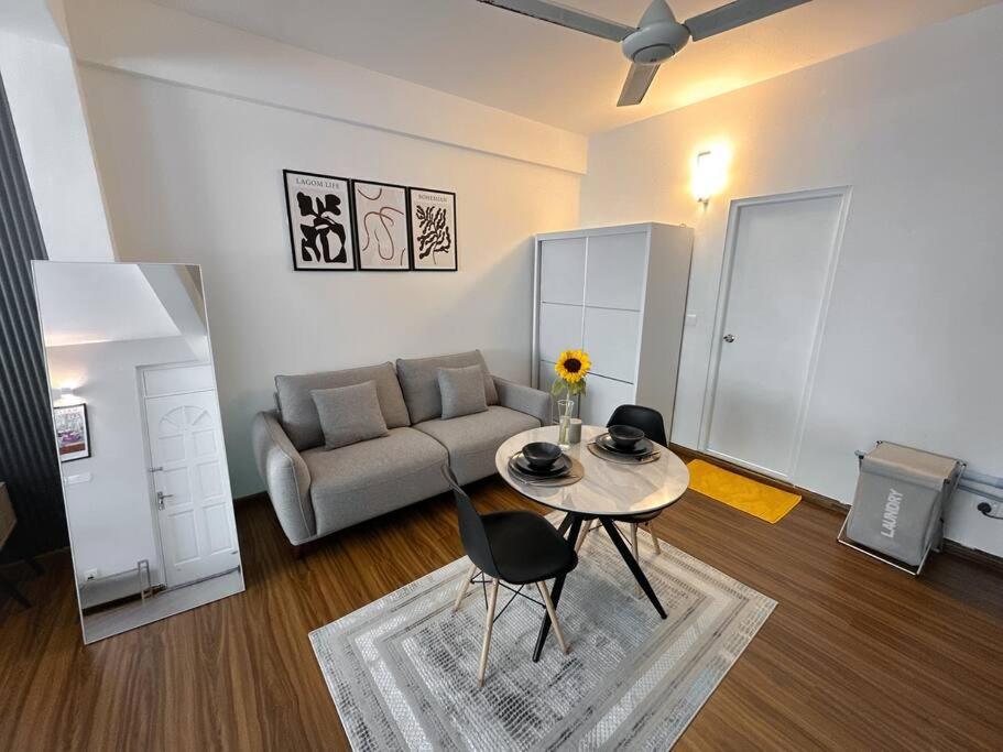 Stylish & Modern Apartment マレ エクステリア 写真